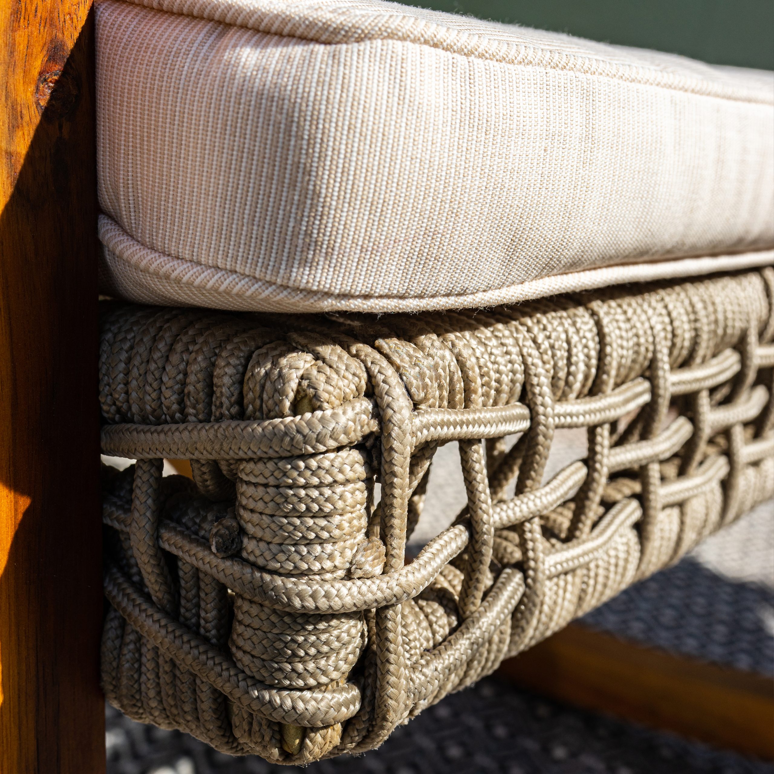 Bộ Bàn Ghế Bập Bênh Dây Rope Arched