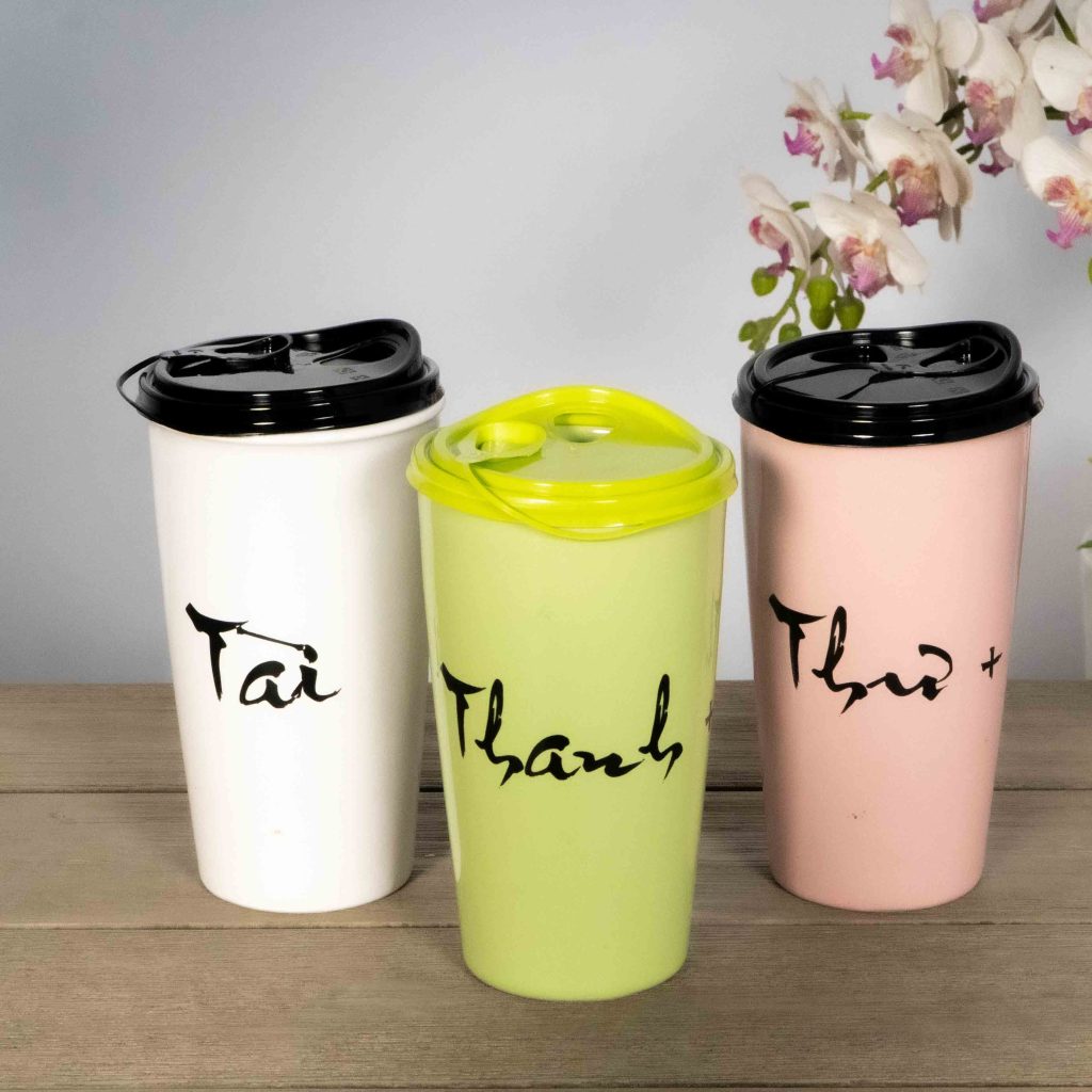 Ly sứ cao cấp Ceramic 450ml nắp nhựa khắc tên
