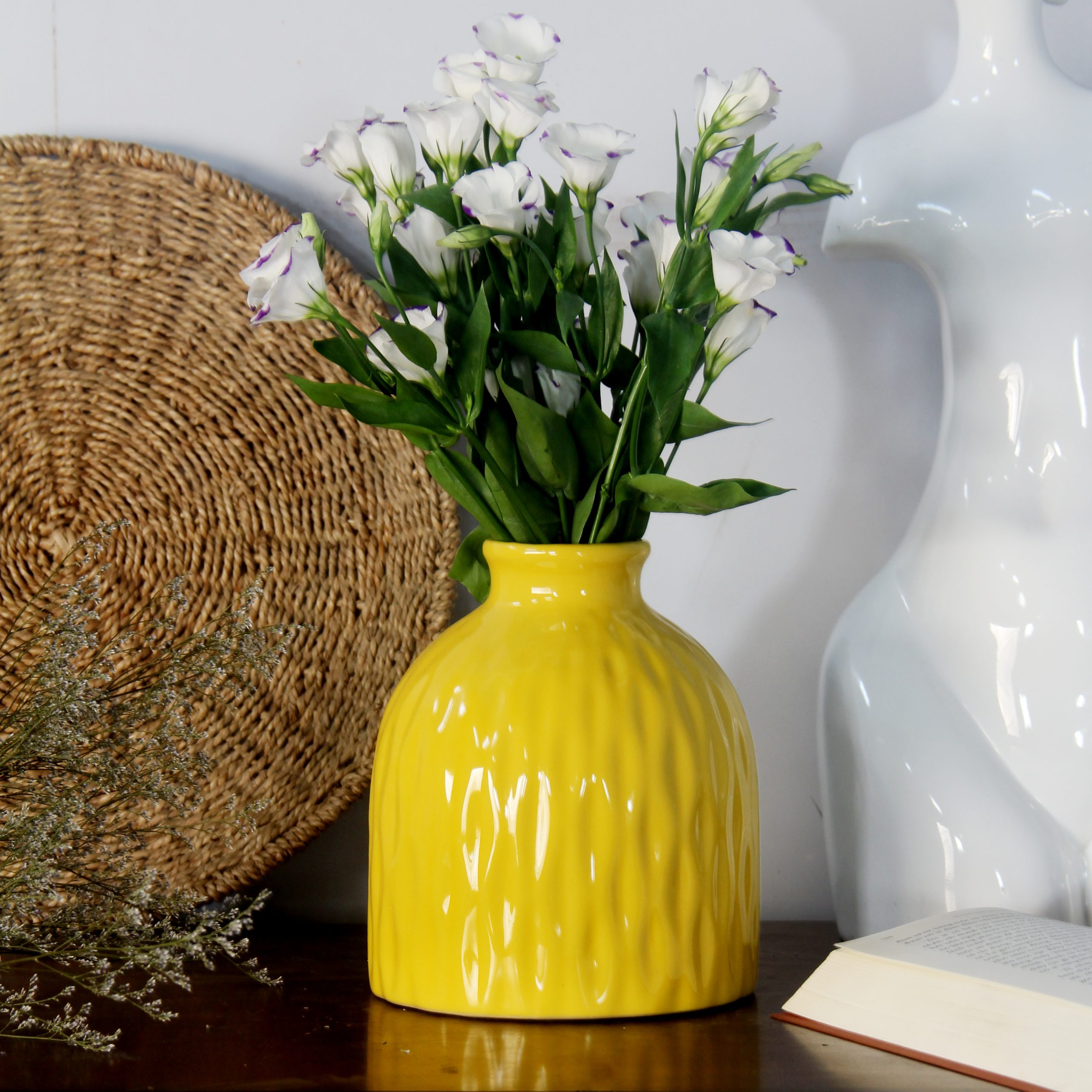 Bình Gốm Ivory hoa văn sọc