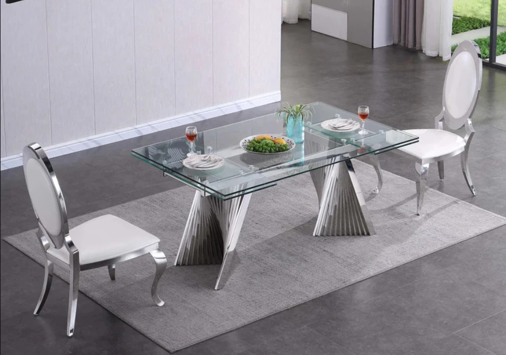 Bàn ăn mặt kính sang trọng